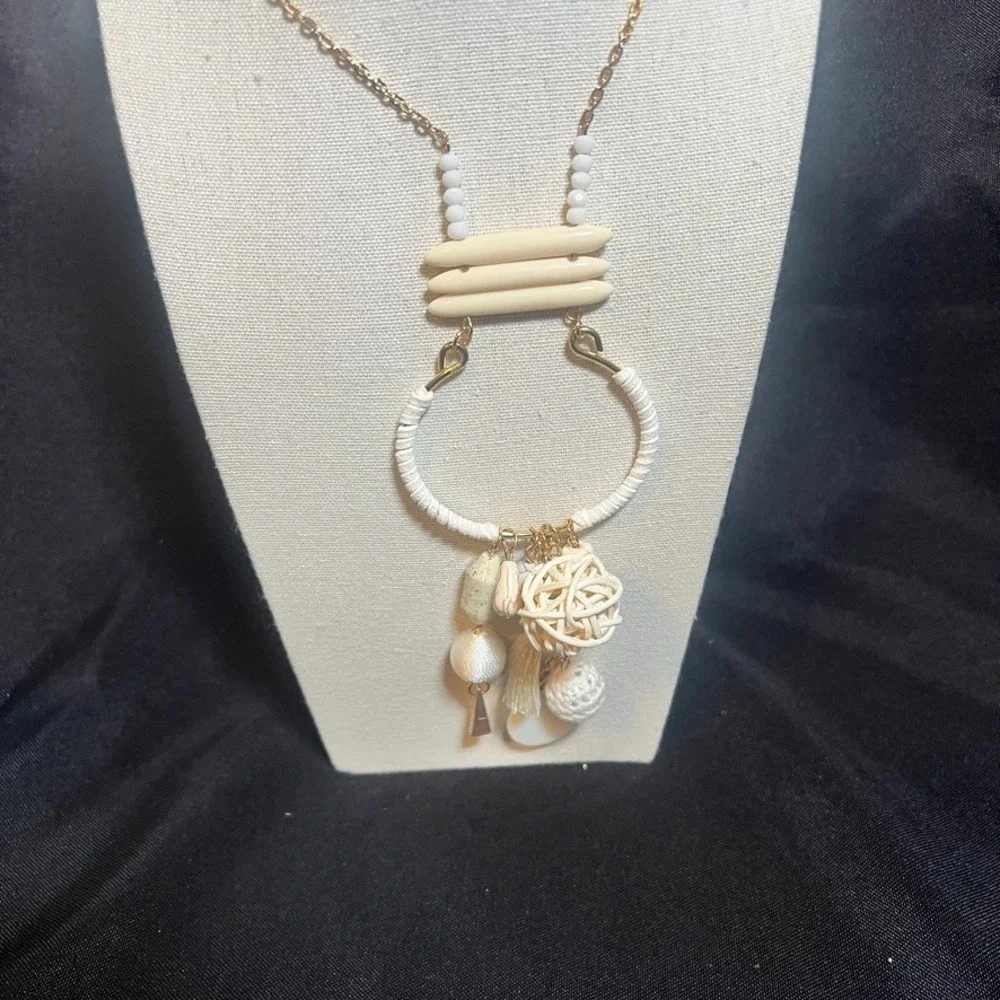 Plunder‎ Set Earrings Necklace White Neutral Charms Texture Boho Eclectic NIB